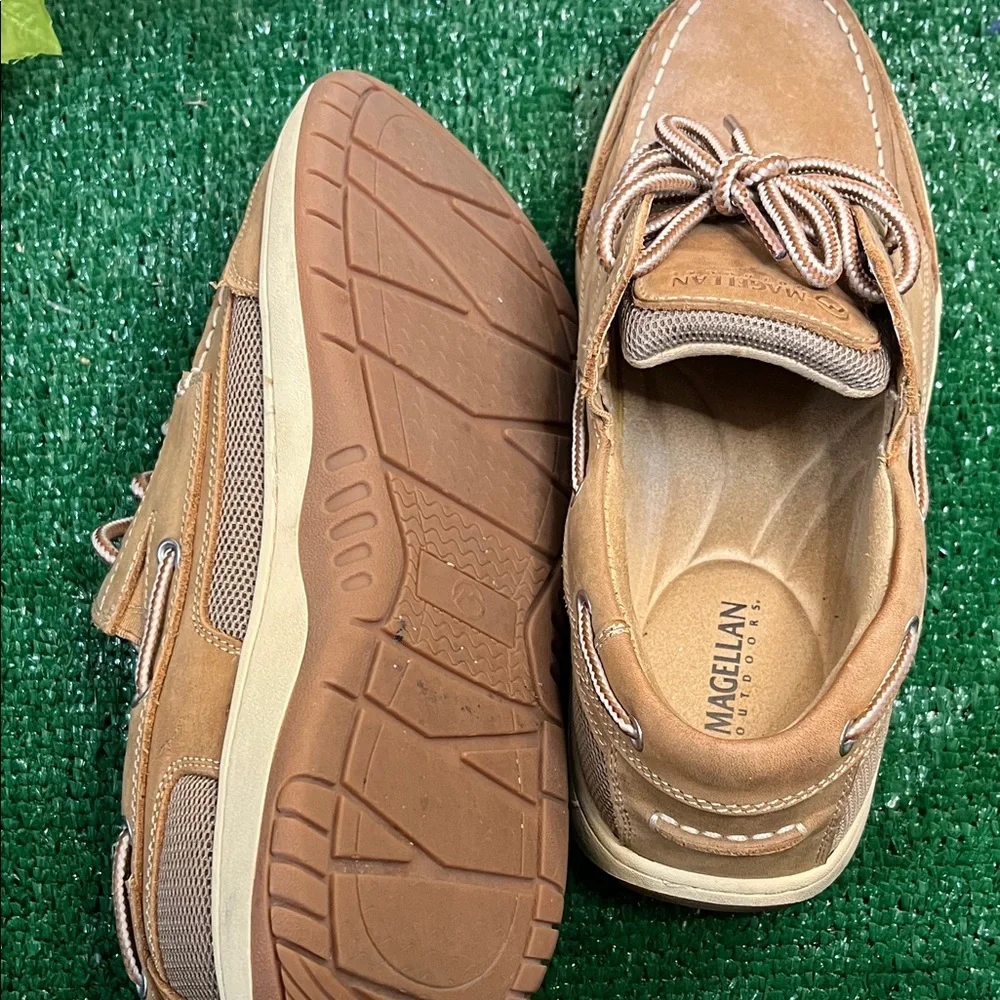 Magellan Outdoors Men’s Brown Suede Boat Shoes